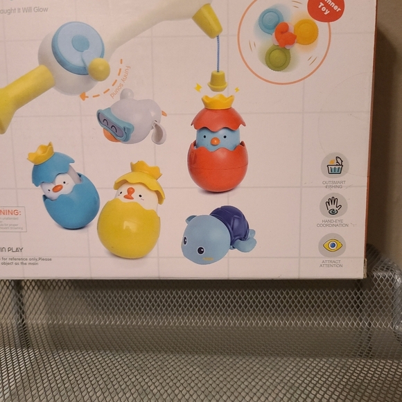 Lock Target GO Fishing baby bath toy set NIB 18 months and up - Picture 3 of 10